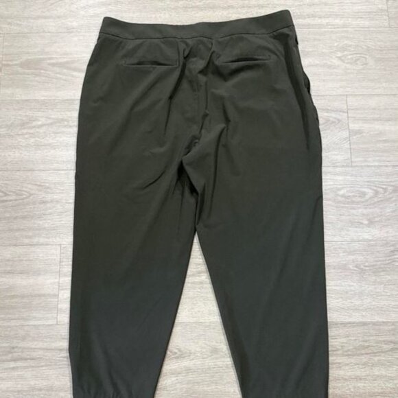 Banana Republic Men's Green and Khaki Trousers - Picture 1 of 4